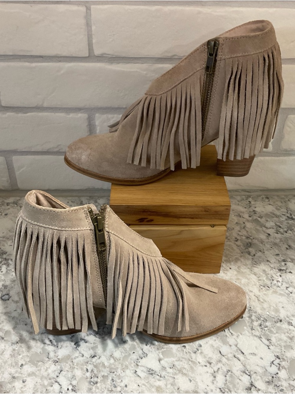 Ariat Unbridled Layla Womens Suede Fringe Ankle Boots Size 7 Festival Western